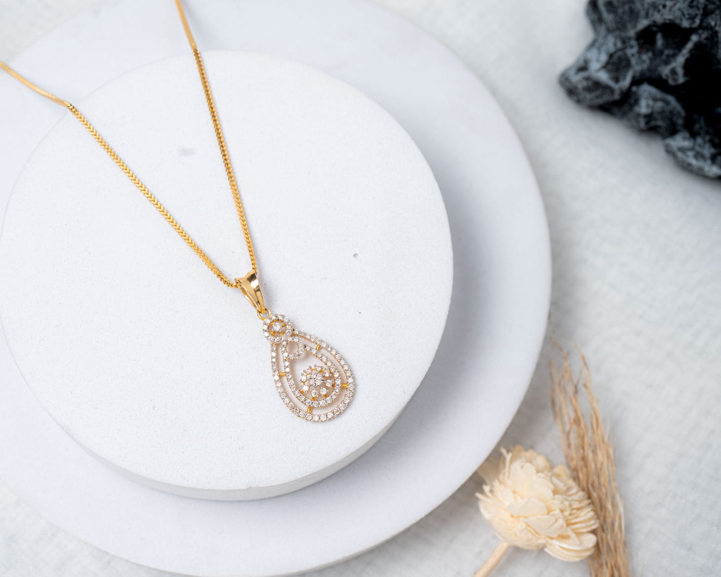 Shagoon Diamond Collection - Diamond Pendant(14k) - Best diamond store in KTM, shop in KTM, Shagoon diamonds diamonds