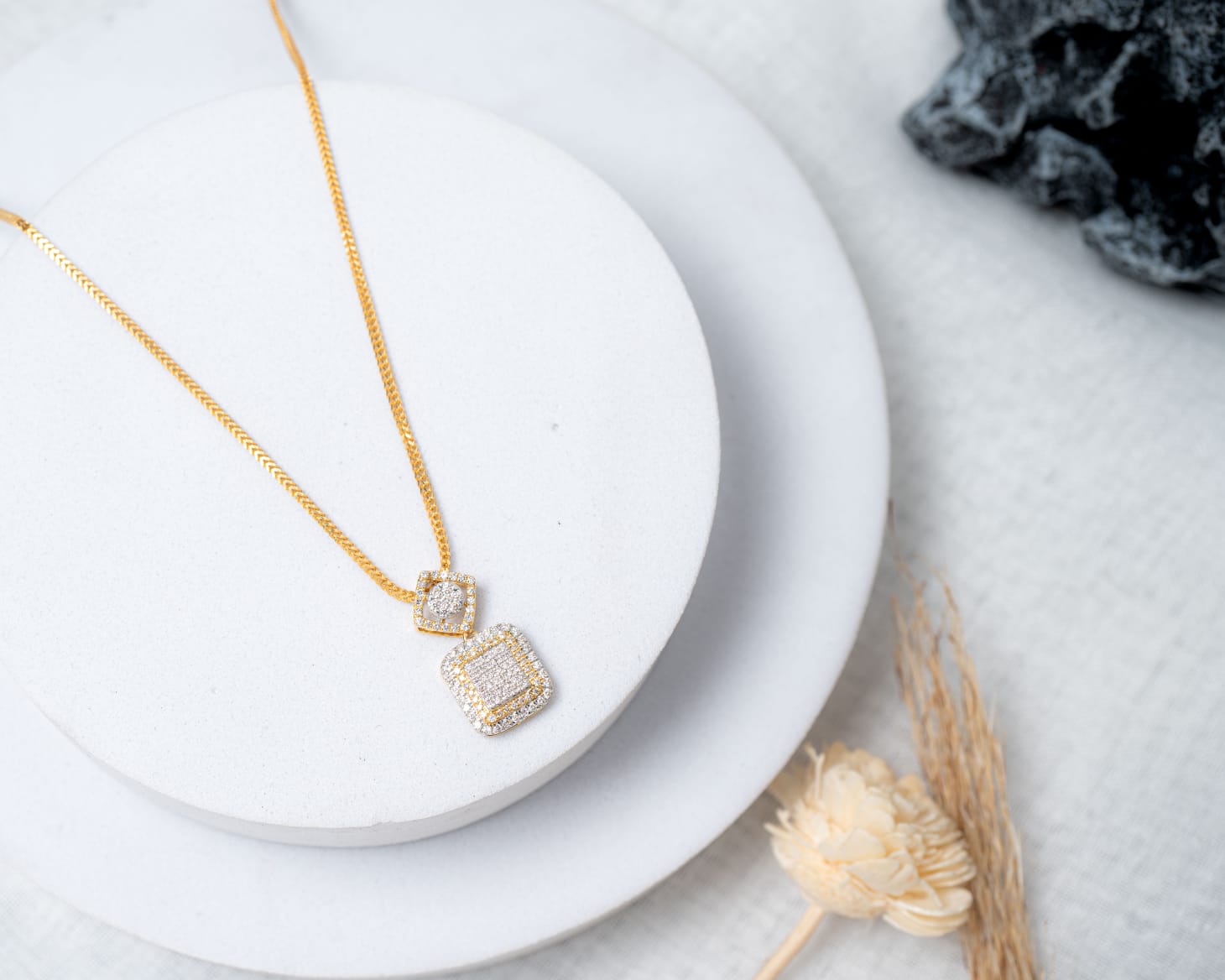 Shagoon Diamond Collection - Diamond Pendent(14k) - Best diamond store in KTM, shop in KTM, Shagoon diamonds diamonds