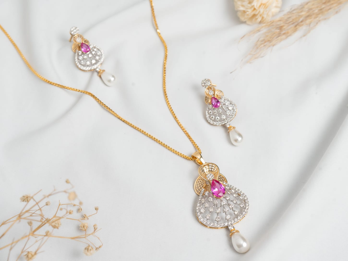 Shagoon Diamond Collection - Diamon Pendent Set  - Best diamond store in KTM, shop in KTM, Shagoon diamonds diamonds